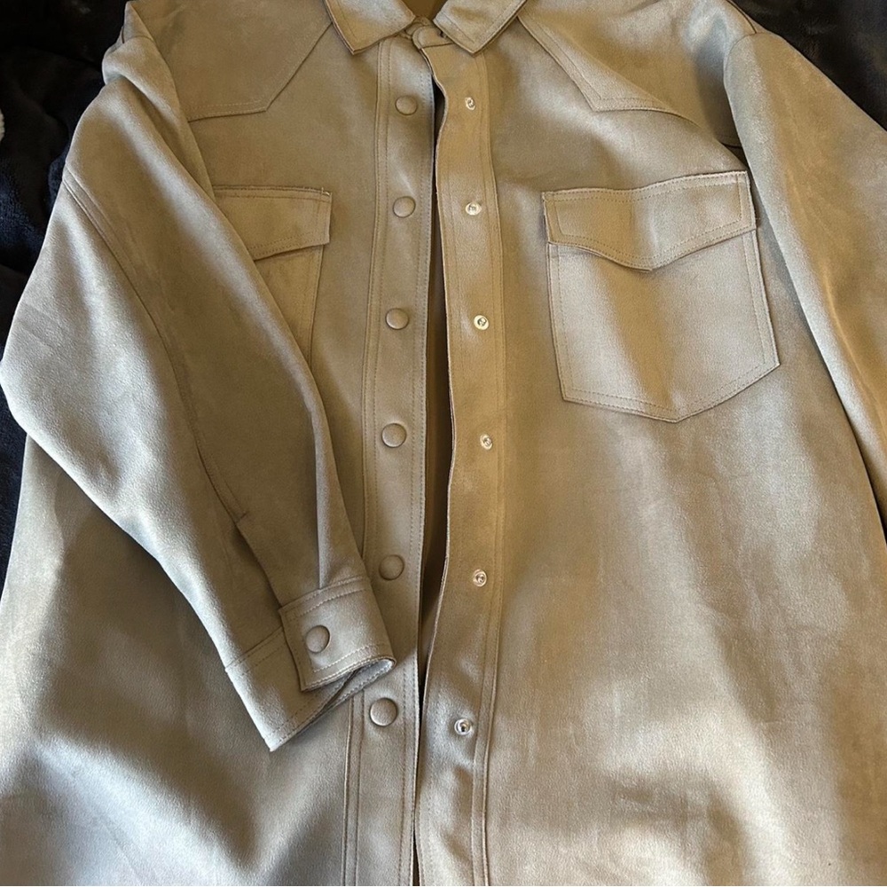 Zara Shacket - Picture 2 of 2